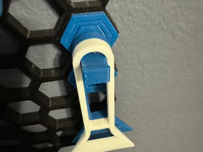 Honey comb wall scraper holder