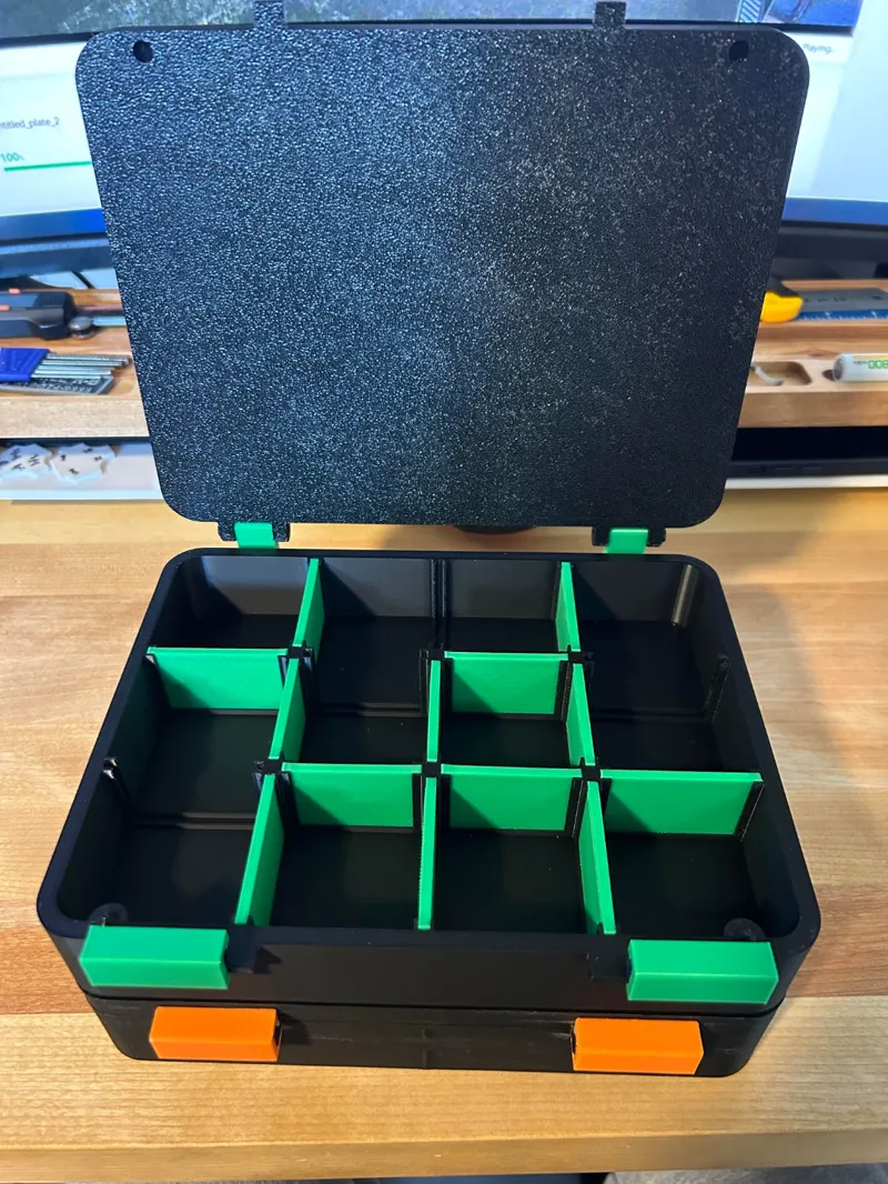 Ajustable stackable box