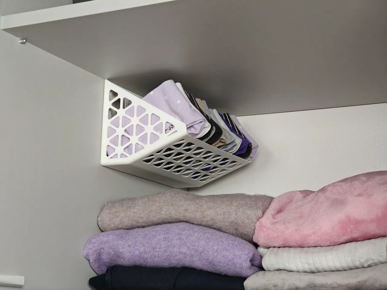 Closet side-wall mounted basket (also IKEA PAX) view 4