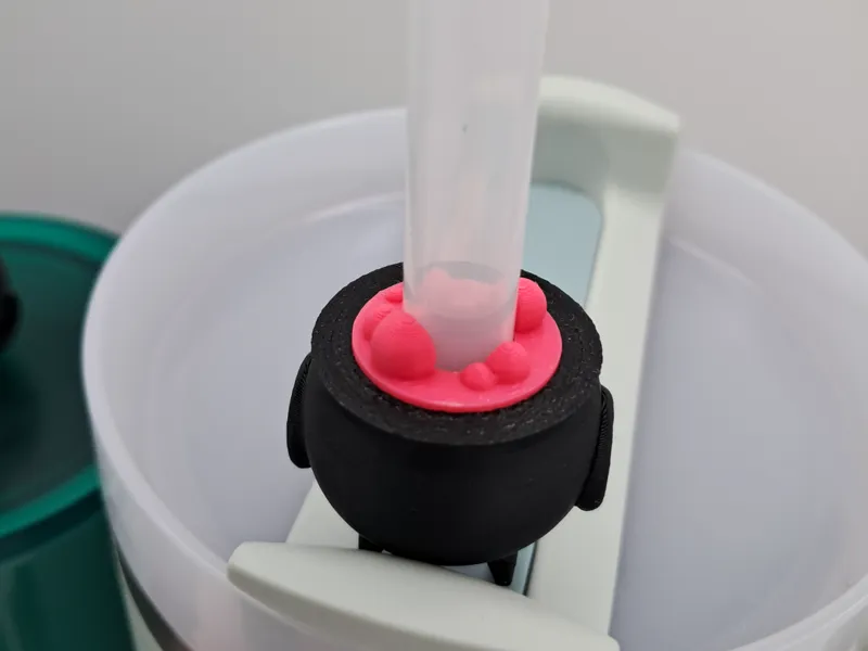 Witch Cauldron Straw Topper