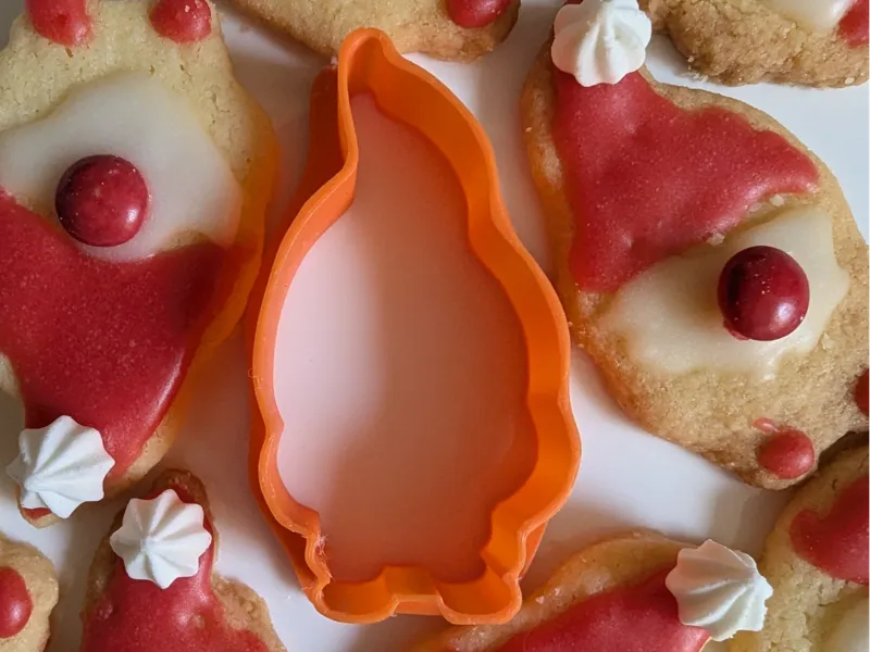 Little gnome cookie cutter
