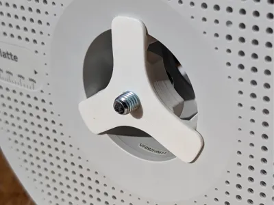 Parametric spool hub with M8 threaded hole