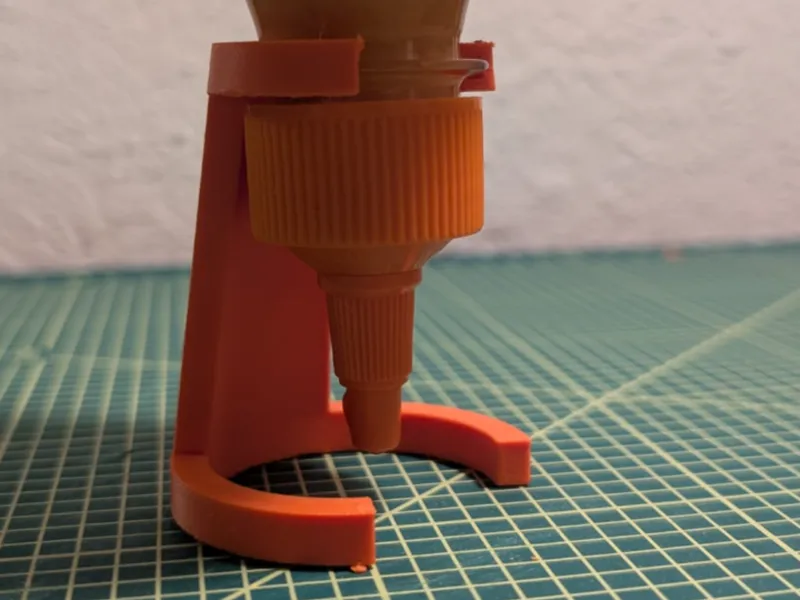 Siracha Sauce holder