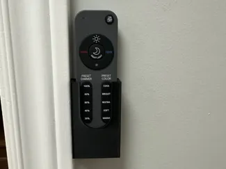 Artika Remote Holder