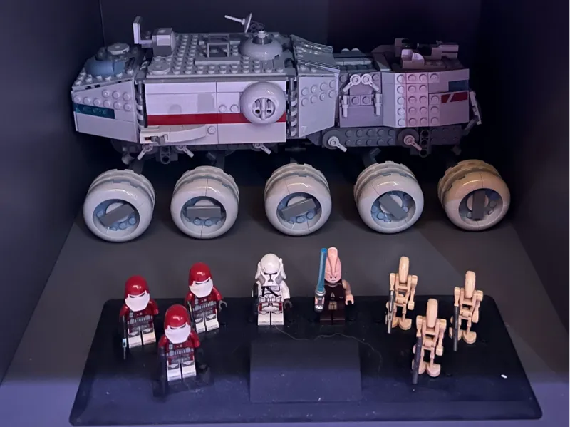 Display Stand for L.E.G.O Star Wars – 75413