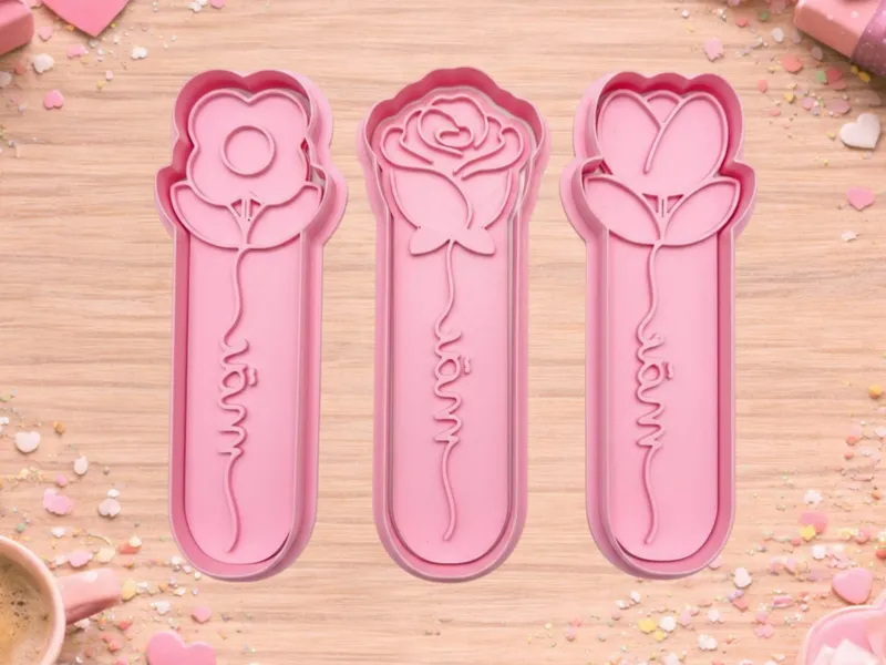 Set of 3 Cookie Cutters – Flowers + “Mãe” – 12 cm