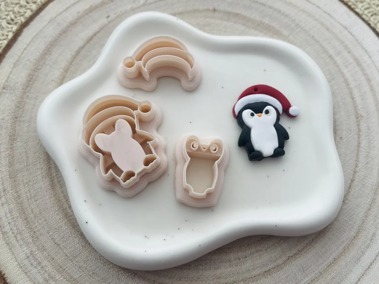 Pinguin Polymer Clay Earrings Cutter view 2