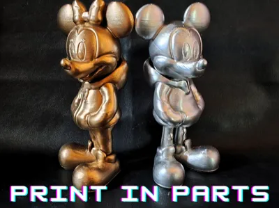 Urban Icons: Mouse in Streetwear