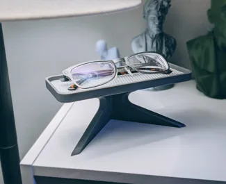 Modern Glasses Holder Stand