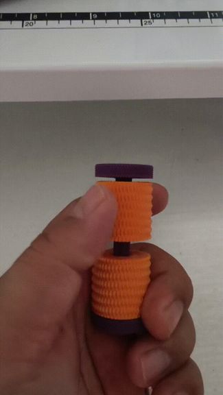 Decompression massage hand acupoint toy解压和按摩手部穴位玩具