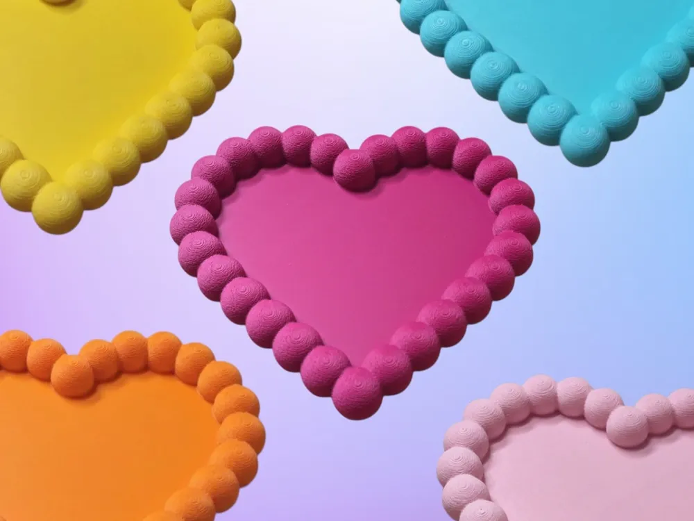 Bandeja organizadora: Beaded Funky Heart Tray. Referencia del modelo original.
