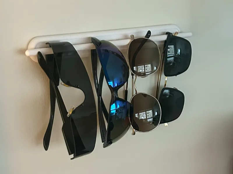 Sunglasses / Glasses Wall Mount