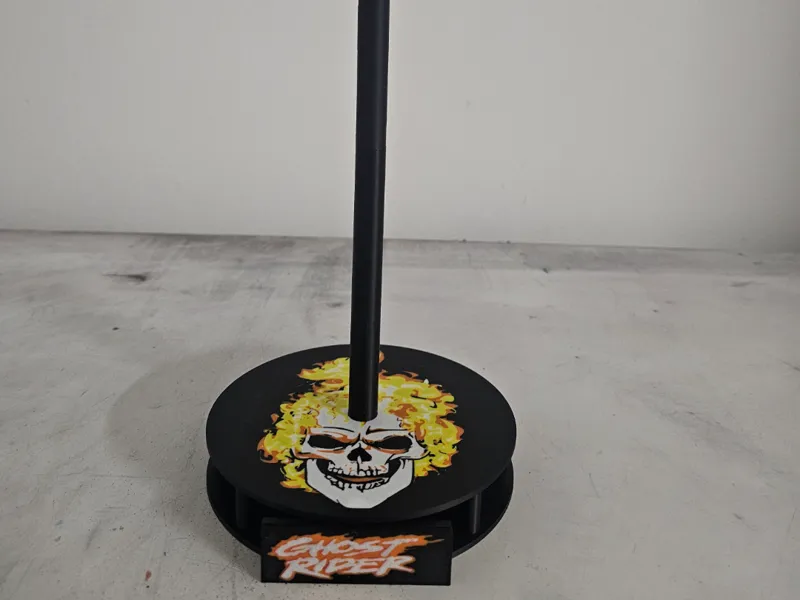 Ghost Rider Helmet Stand w/changeable face plates