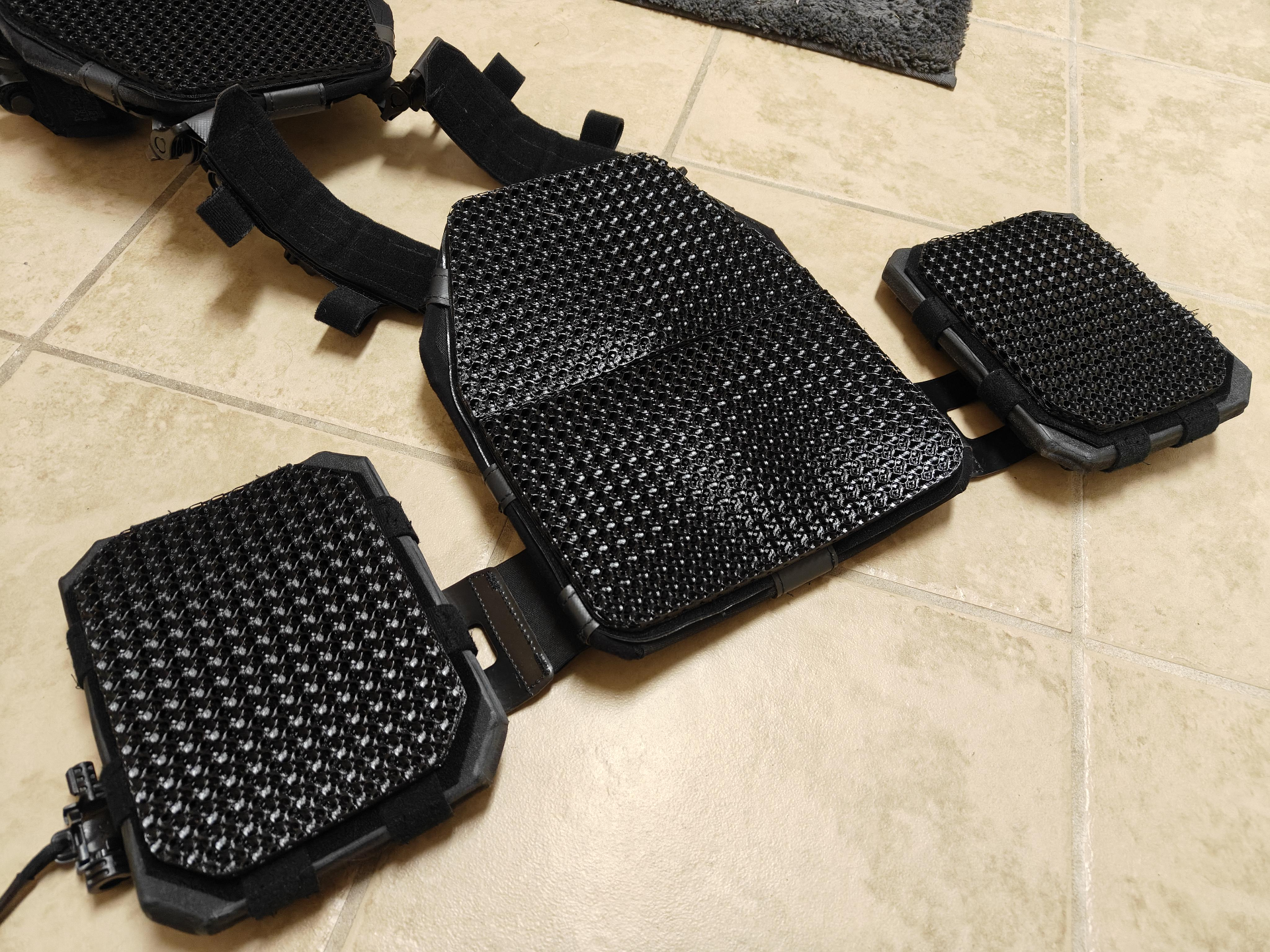 Plate Carrier Cooling Vents