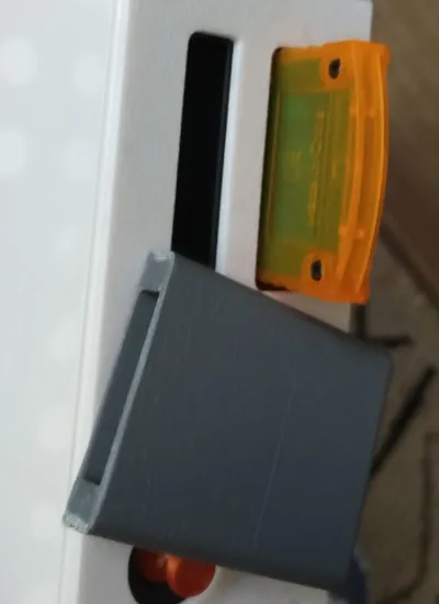 Game cube memory card dust cover V2.0