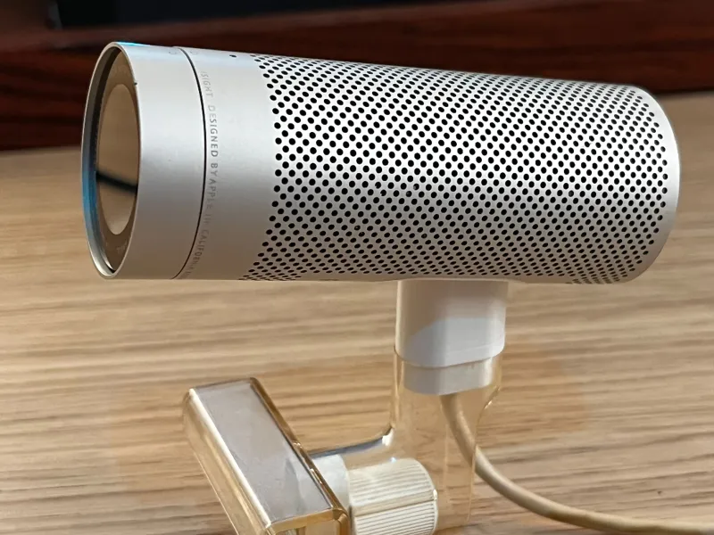 Isight Camera adapter for original support