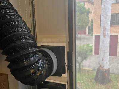 Vertical Modular Window Mount