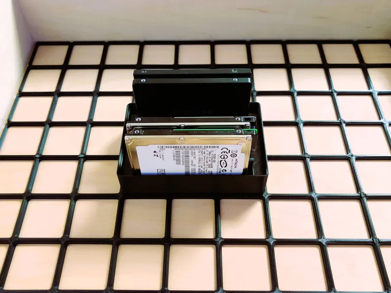 Gridfinity 2.5 '' SSD and HDD Box (Samsung etc.)