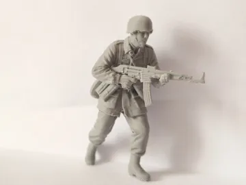 Modelo para impresión 3D: WWII Deutscher Soldat Fallschirmjäger 1:35 — vista de referencia 4