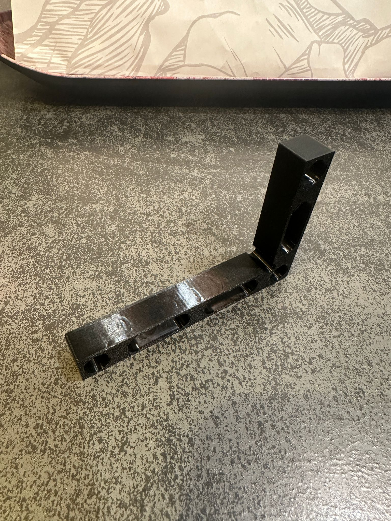 Miniatura 2 do modelo 3D Square tool Angle bracket print in place 