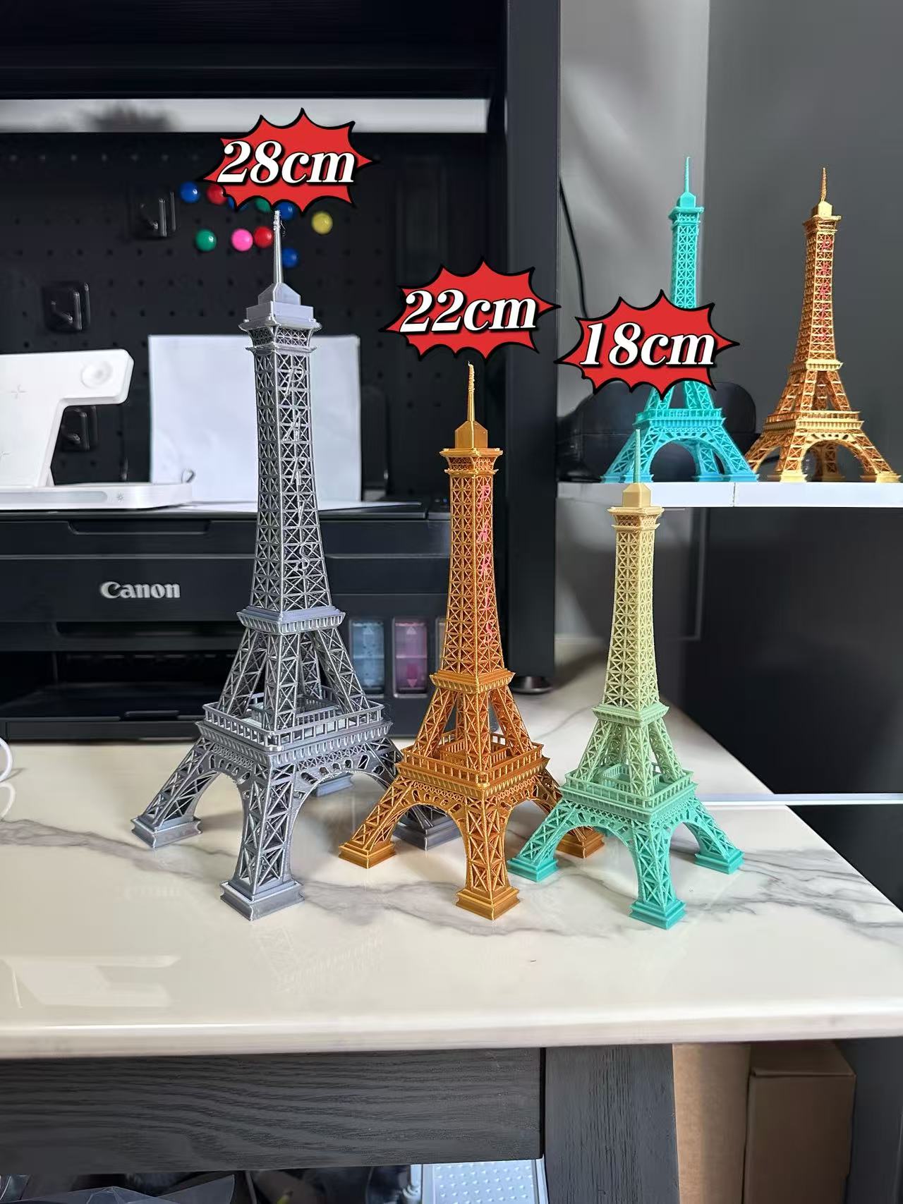 Miniatura 2 do modelo 3D 埃菲尔铁塔（高18cm 、22cm、28cm）、一体无支撑