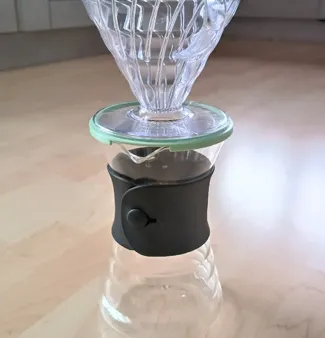 Hario V60 Coffee Adapter Carafe size 02 to size 03