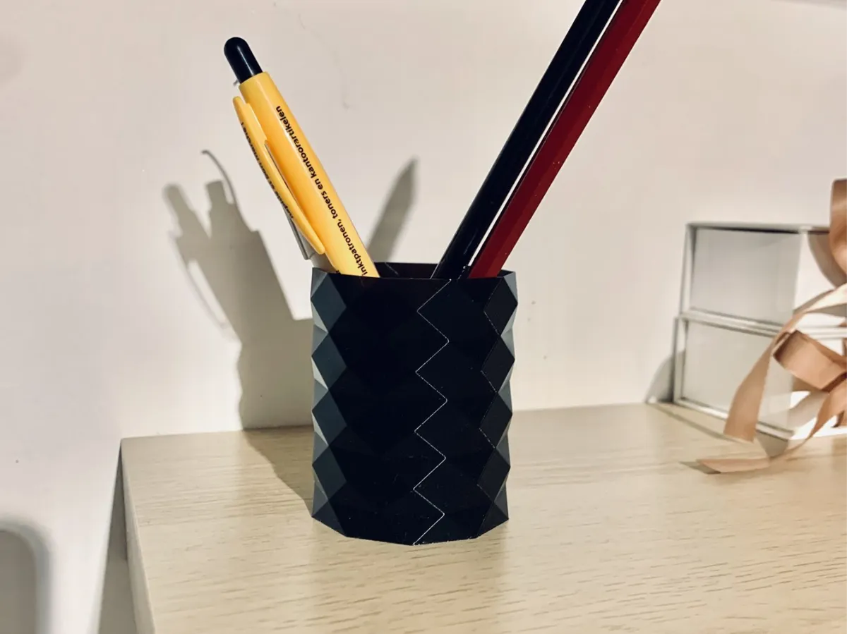 Pot a stylos minimaliste