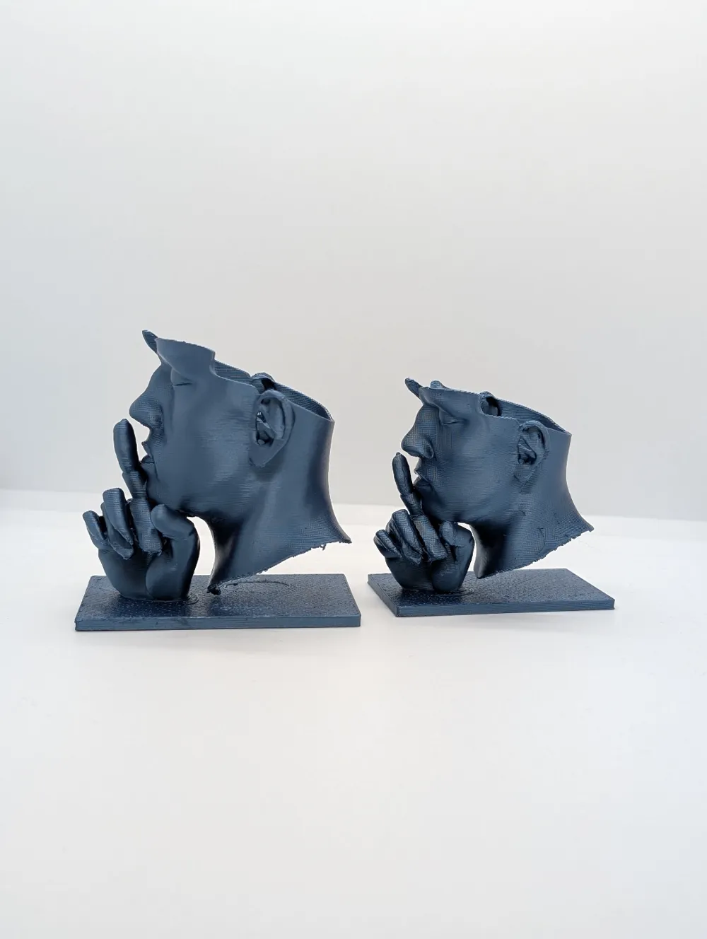 The Silent Reflection – A Mask of Secrets by Handsin3d - MakerWorld