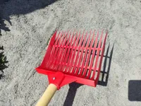 Durafork - fourche de nettoyage pour poulailler — photo 3