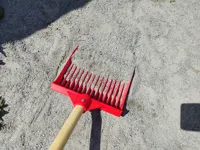 Durafork - fourche de nettoyage pour poulailler — photo 4