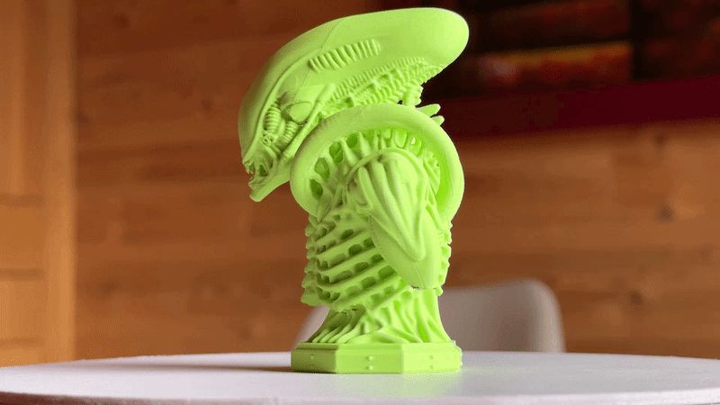 Alien xenomorph bust decoration sculpture