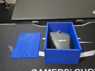 Box with sliding lid