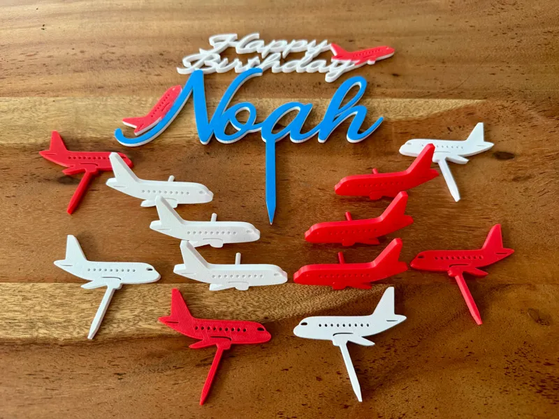 Happy Birthday Noah Tortenschild mit Flugzeuge