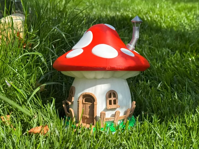 Mushroom Cottage – Garden Decoration