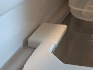 Shelf support for Ignis Fridge