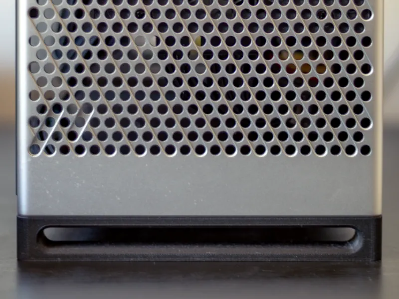 NCase M2 Curved Halo Feet