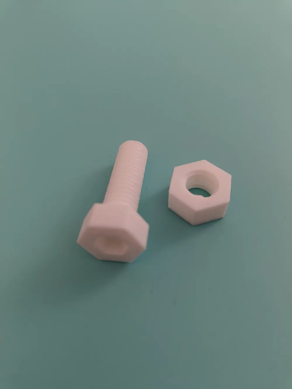 Parametric screw and nut generator - Free 3D Print Model - MakerWorld