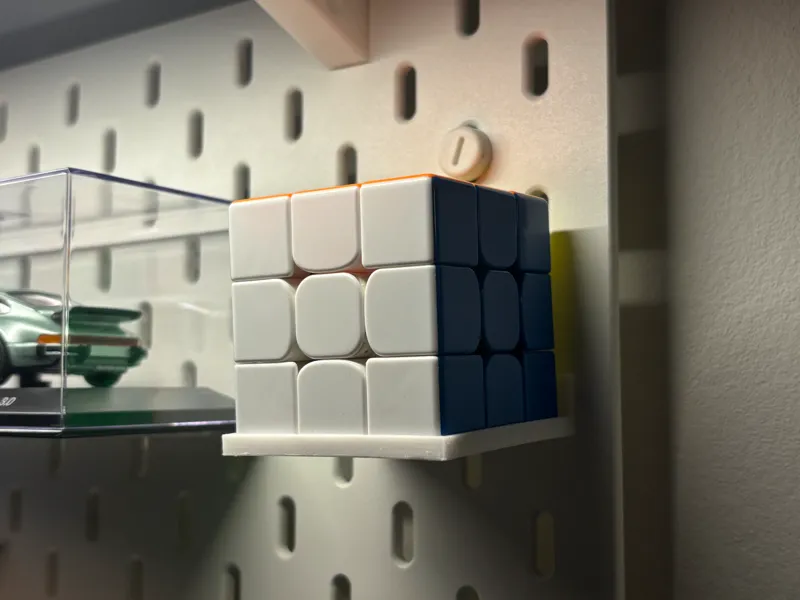 Rubik's Cube Display for Skadis