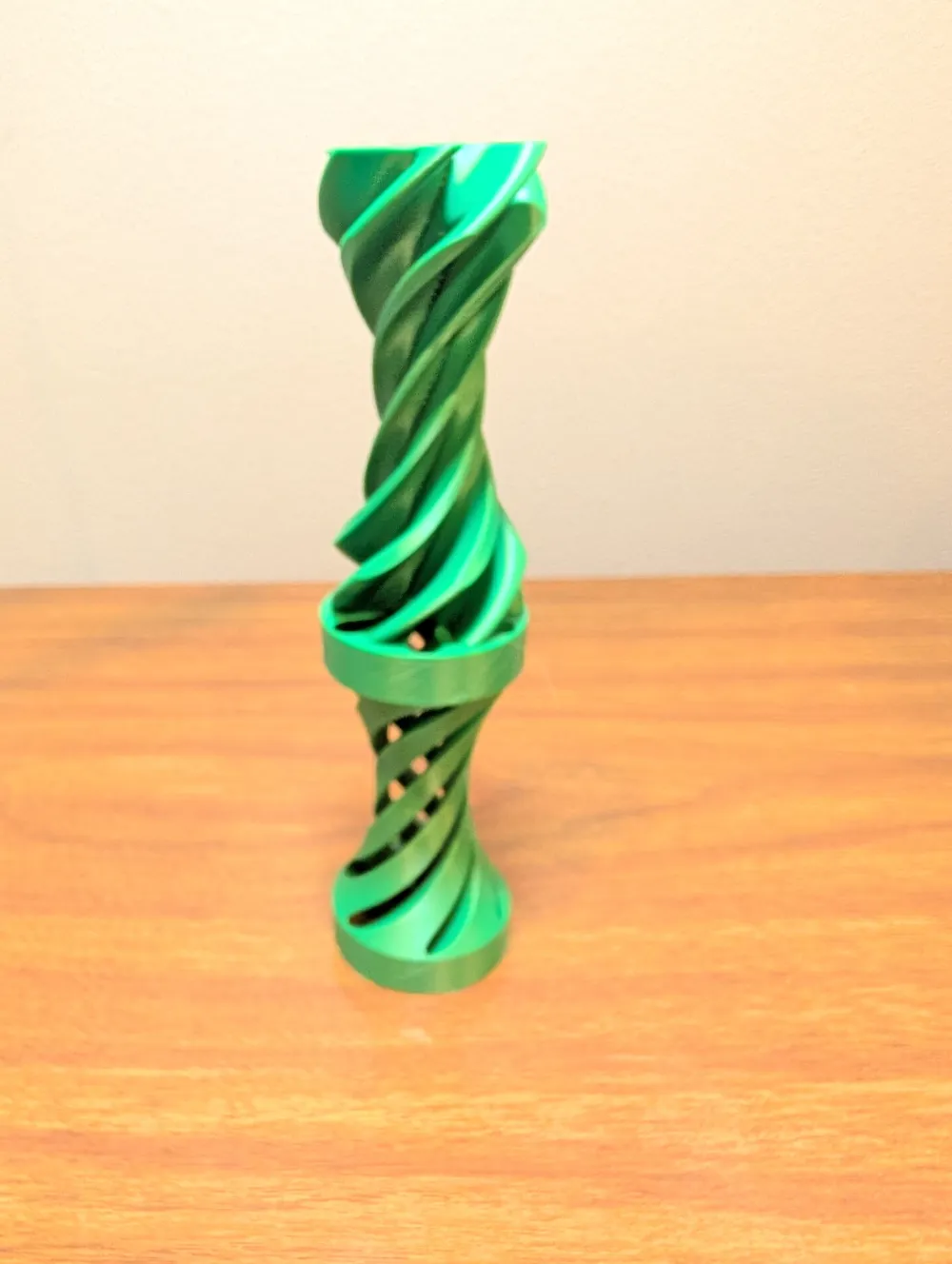 Impossible Passthrough Fidget Toy - Free 3D Print Model - MakerWorld