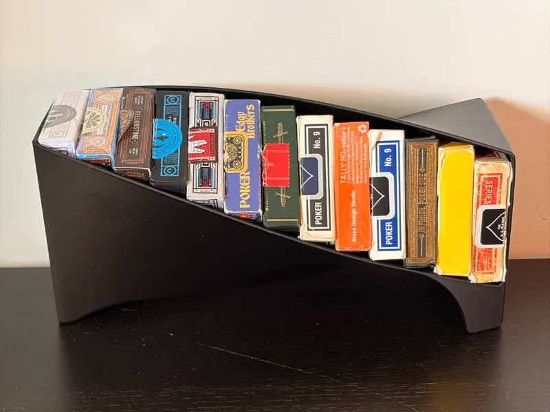 Playing Card Stand Twisted