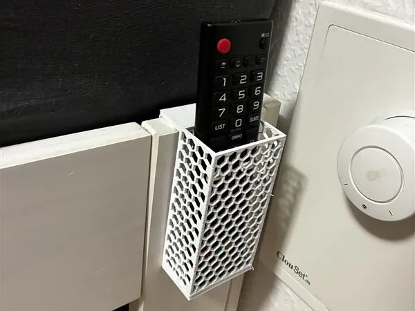 LG Remote bedholder 