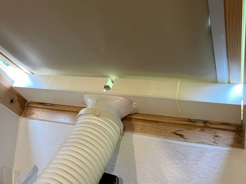 Fensterdurchführung Klimaanlage für Velux