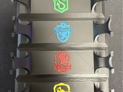 Harry Potter WandHolder with House coat of arms