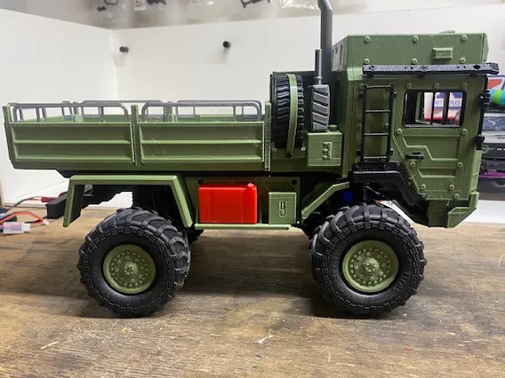 Military style hub cap SCALABLE FITS MANY