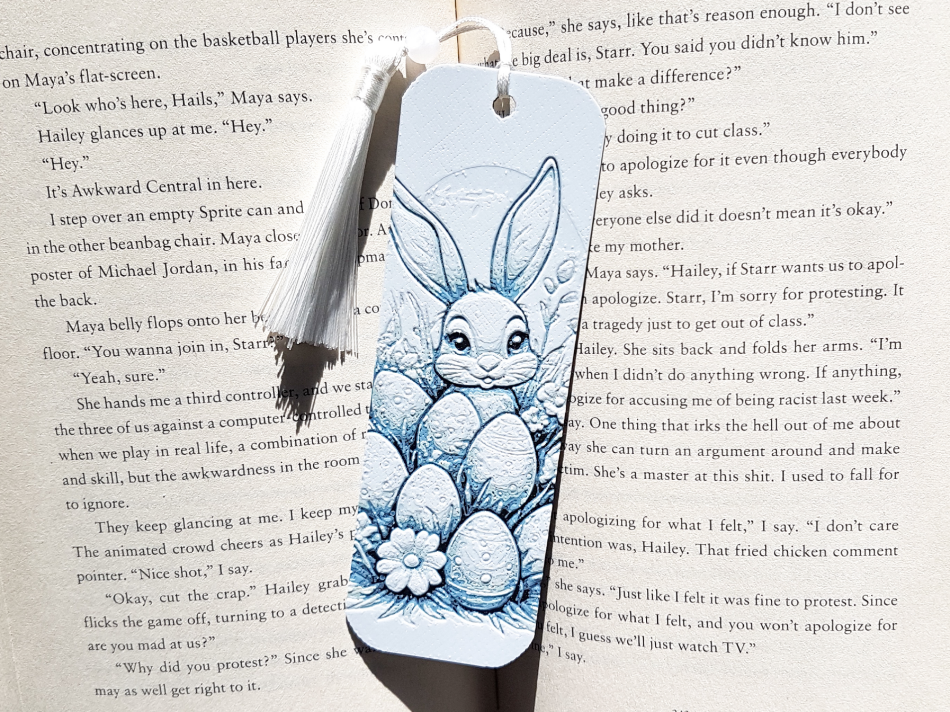 Bookmark, Easter Eggs
