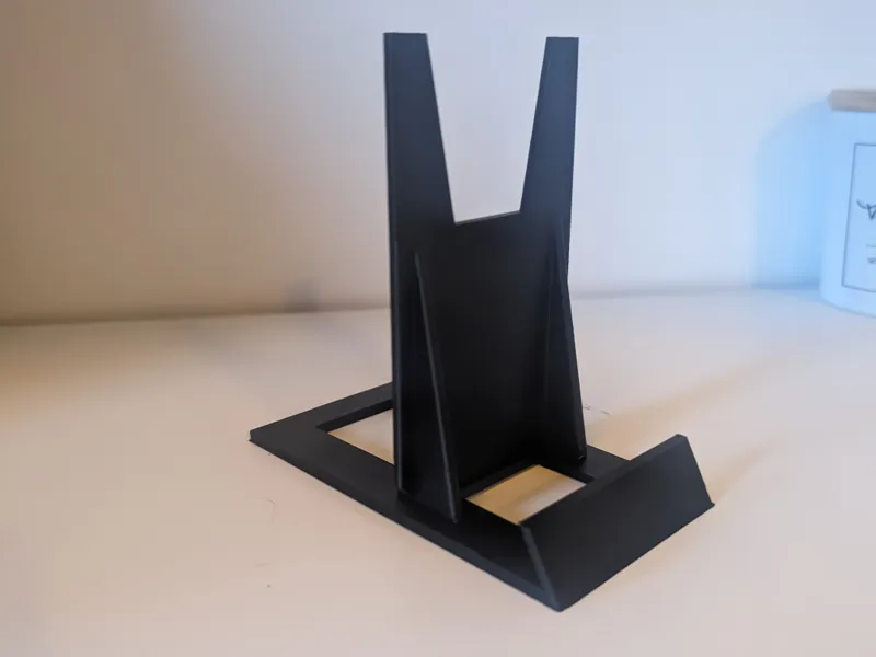 Expandable Book Display Stand