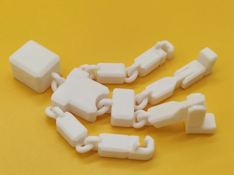 Articulated Flexi Ragdoll Fidget [Print-in-Place]