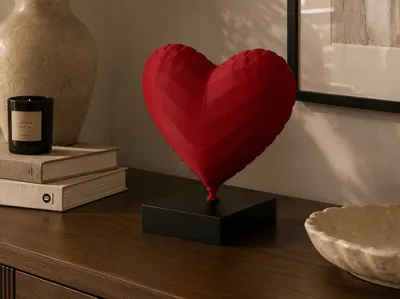 Modern Figurine - Heart Balloon