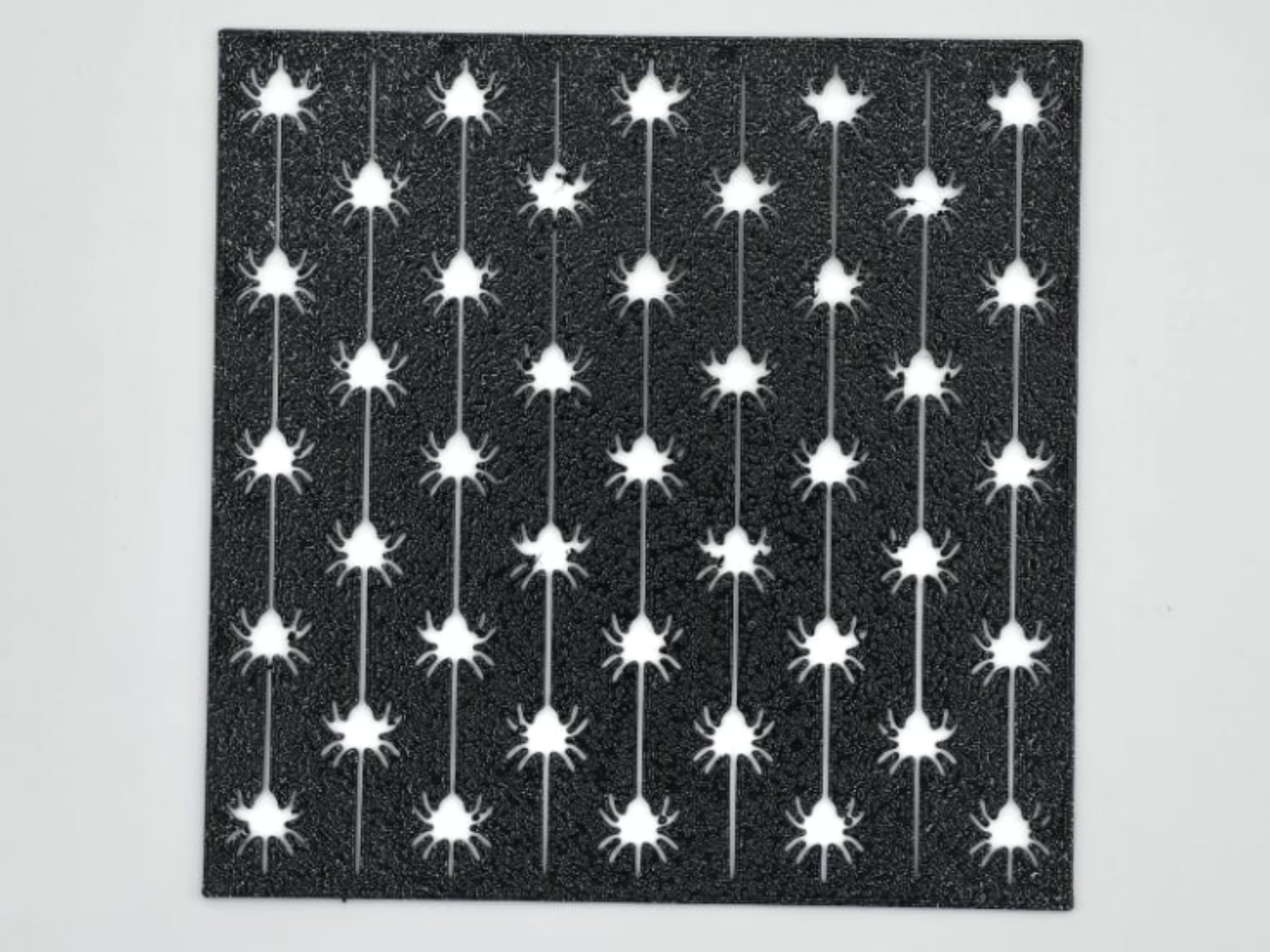 Hanging Spider Pattern Stencil
