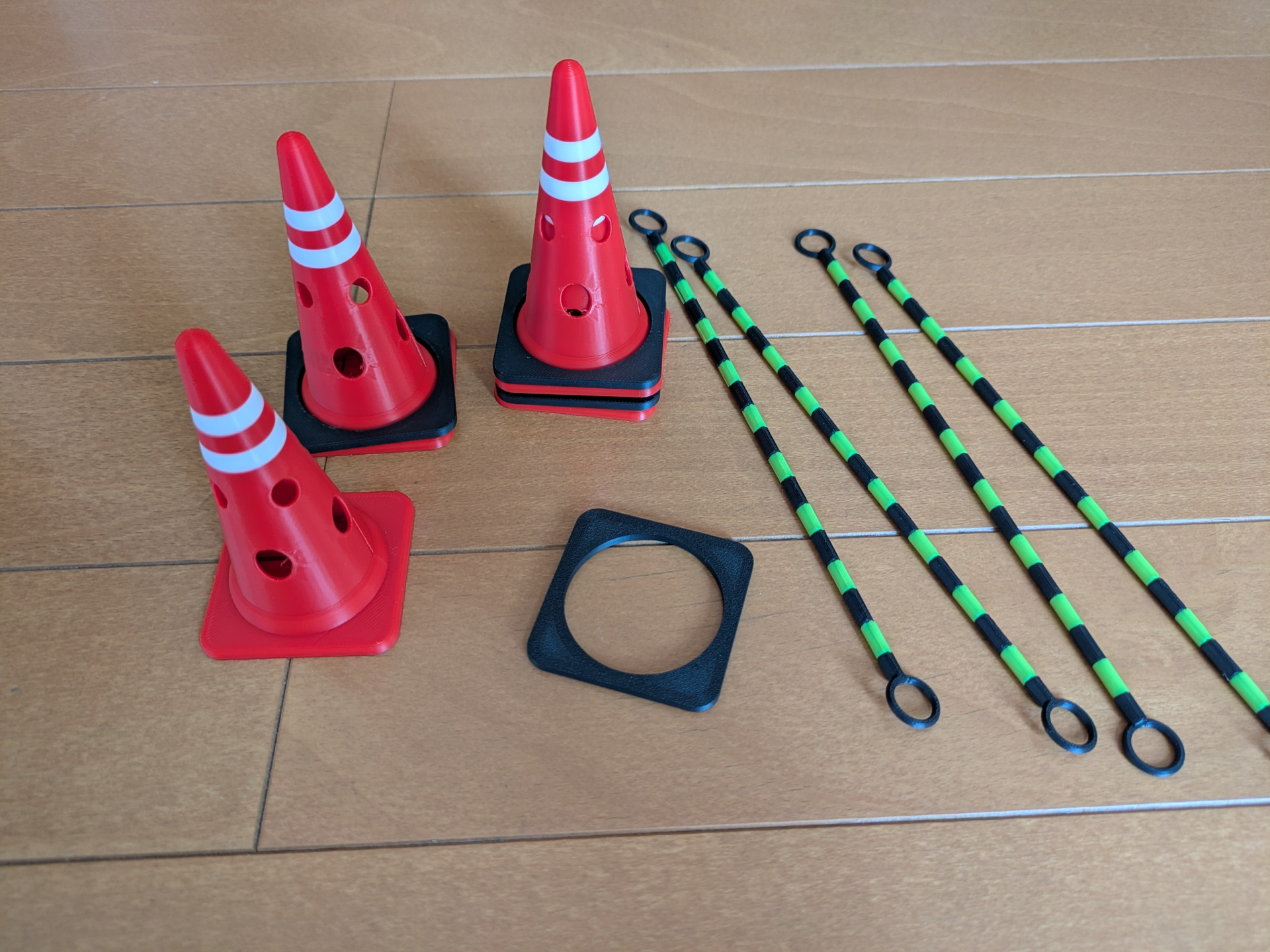 1/8 Scale Realistic Traffic Cone Set